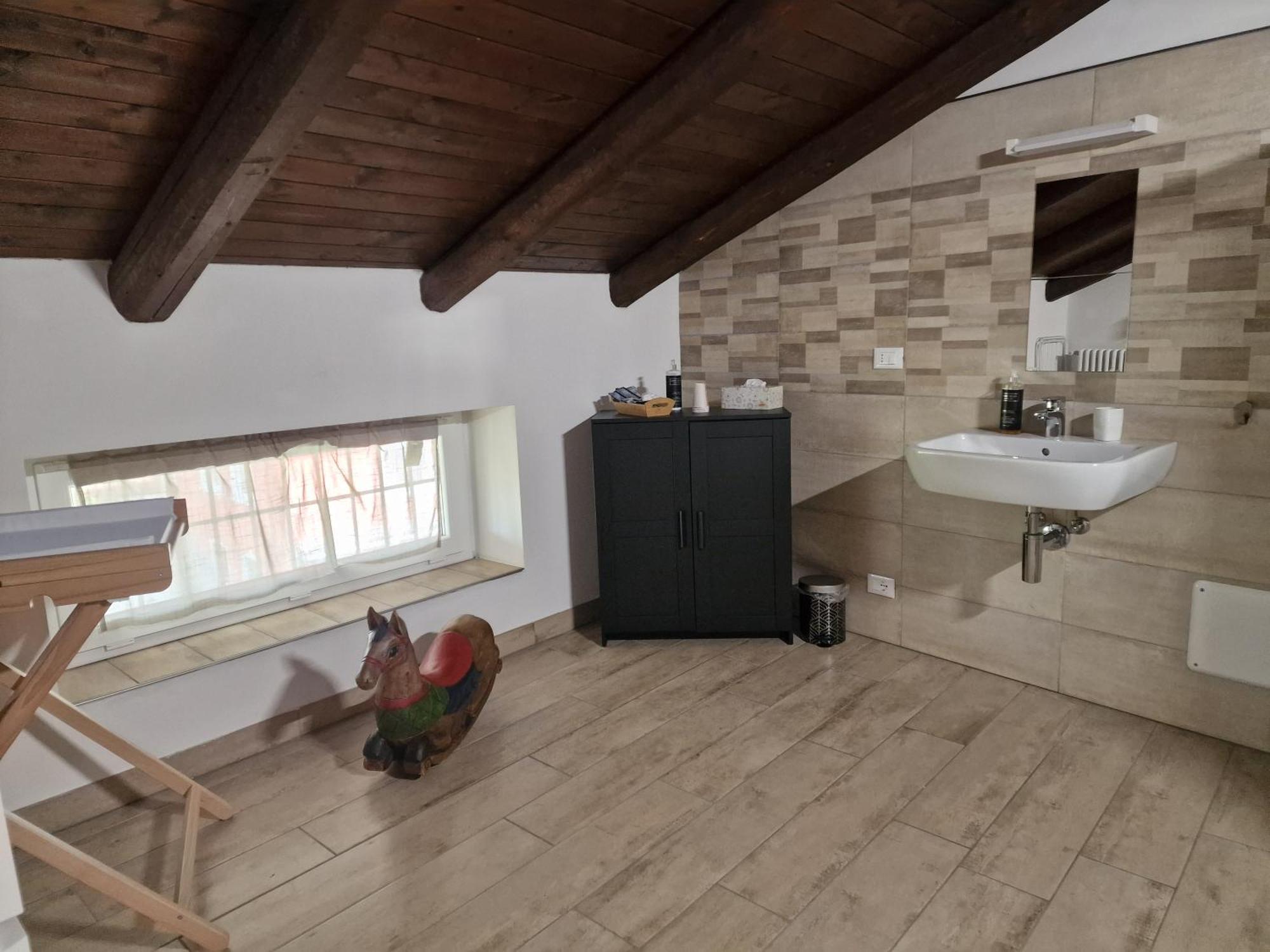 Moncrivello La Tana Dei Corgi Bed & Breakfast エクステリア 写真
